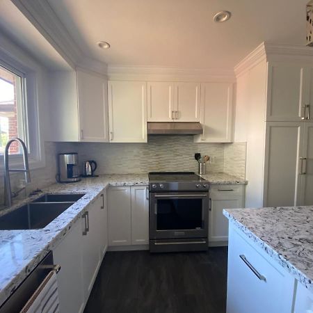Yonge And Finch Subway !P Cozy & Quiet Private Bdr With Private Bathroom Toronto Kültér fotó