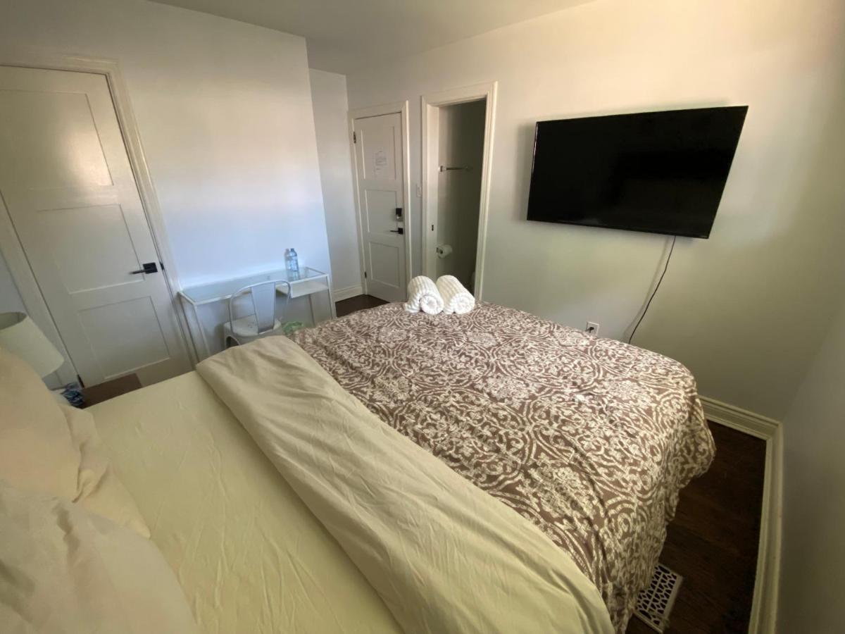 Yonge And Finch Subway !P Cozy & Quiet Private Bdr With Private Bathroom Toronto Kültér fotó