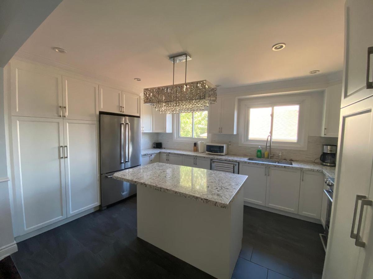 Yonge And Finch Subway !P Cozy & Quiet Private Bdr With Private Bathroom Toronto Kültér fotó